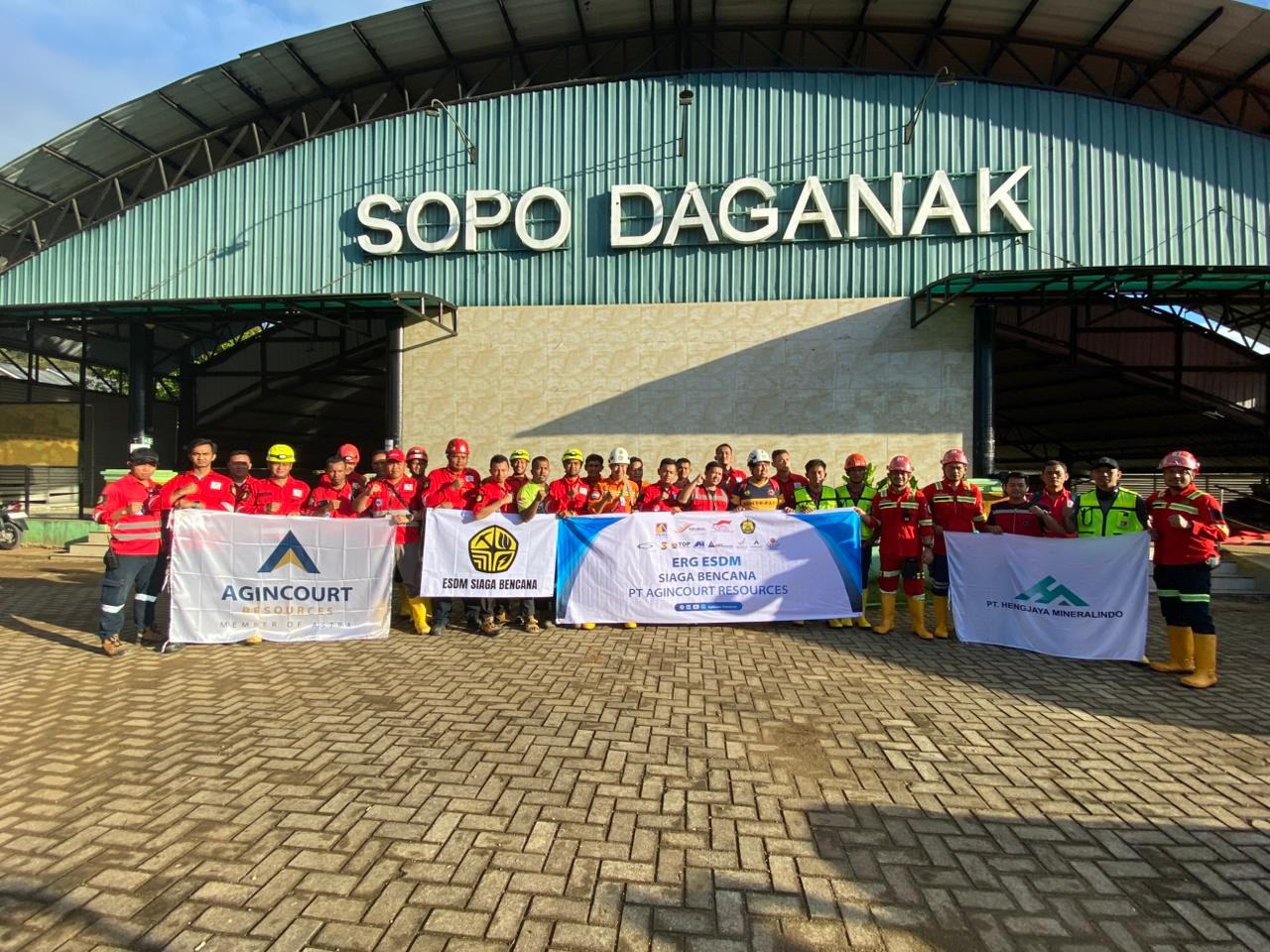 Hengjaya Mineralindo Hadir Di Garis Depan Penanganan Bencana Sumatera